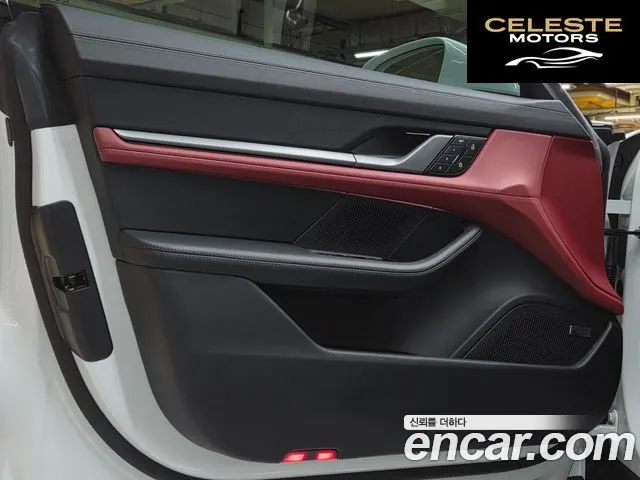 PORSCHE Taycan 2025 — photo 14 sur 26