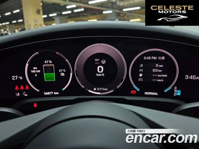 PORSCHE Taycan 2025 — photo 8 sur 26