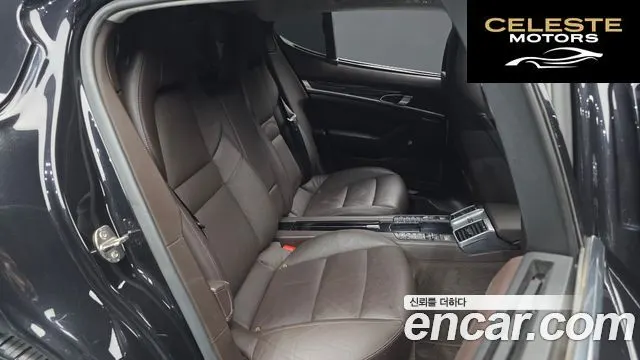 PORSCHE Panamera 4.8 4S 2010 — photo 11 sur 26