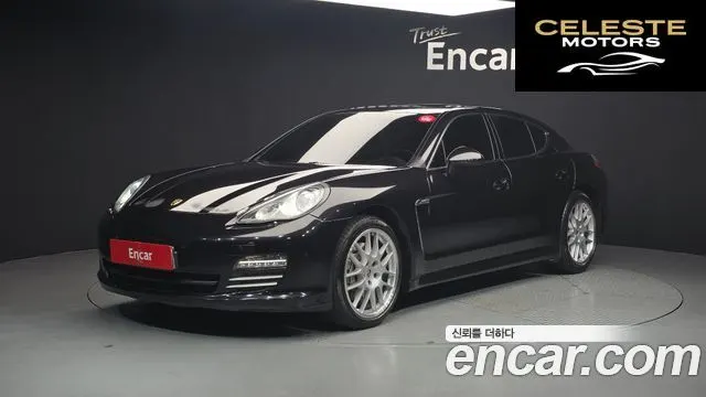 PORSCHE Panamera 4.8 4S 2010 — photo 21 sur 26