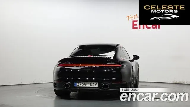 PORSCHE 911 (992) Carrera S 2020 — photo 4 sur 34