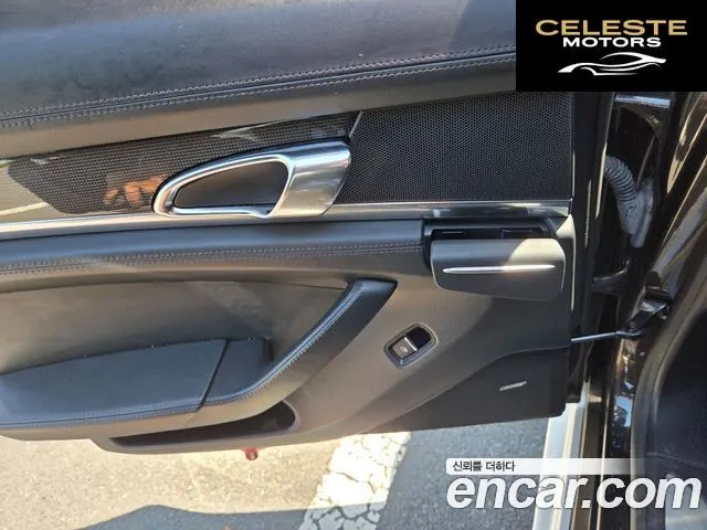 PORSCHE Panamera 4.8 GTS 2014 — photo 12 sur 17