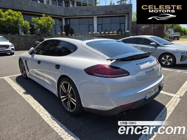 PORSCHE Panamera 4.8 GTS 2014 — photo 6 sur 17