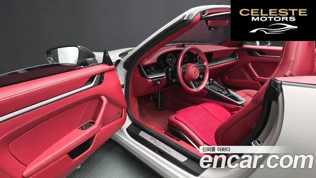 PORSCHE 911 (992) Carrera Cabriolet 2024 — photo 13 sur 39