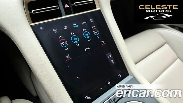 PORSCHE Taycan 2024 — photo 28 sur 41