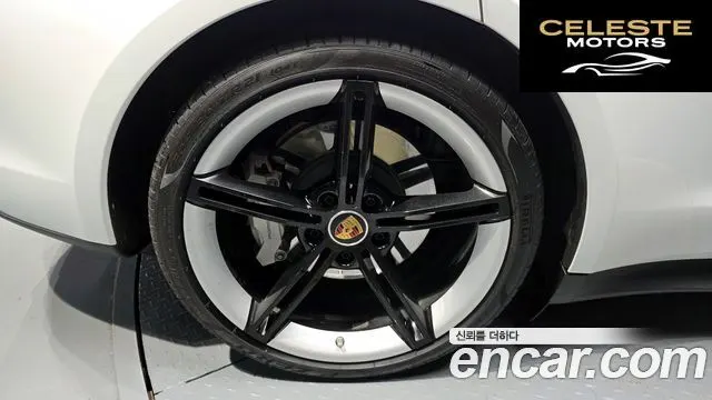 PORSCHE Taycan 2024 — photo 5 sur 41