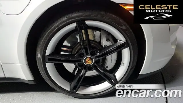 PORSCHE Taycan 2024 — photo 7 sur 41