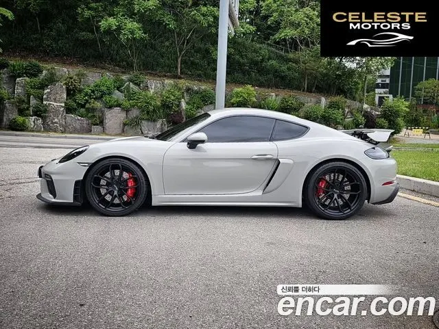PORSCHE 718 Cayman 4.0 GT4 2023 — photo 11 sur 26