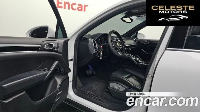 PORSCHE Cayenne 3.0 2016 — photo 10 sur 20