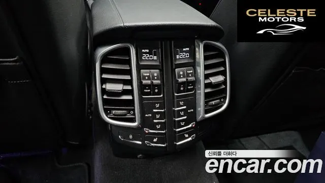PORSCHE Cayenne 3.0 2016 — photo 18 sur 20