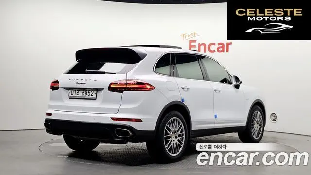 PORSCHE Cayenne 3.0 2016 — photo 2 sur 20