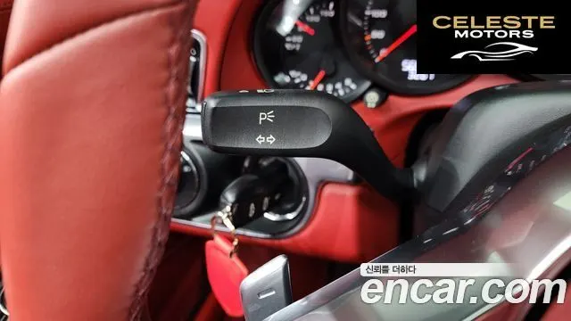 PORSCHE 911 Targa 4S 2015 — photo 18 sur 20