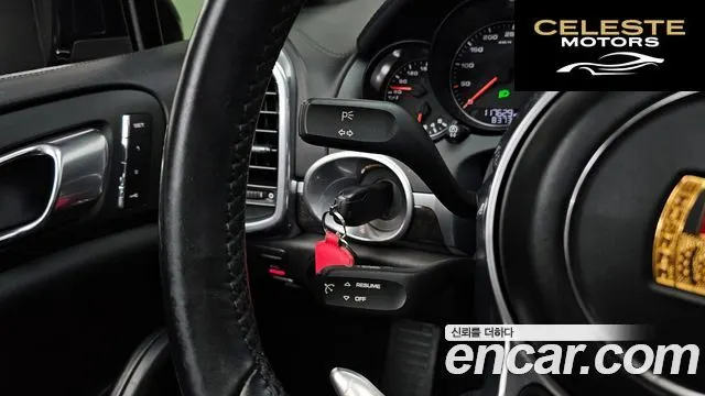 PORSCHE Cayenne 4.8 Turbo 2015 — photo 16 sur 20