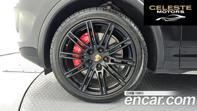 PORSCHE Cayenne 4.8 Turbo 2015 — photo 5 sur 20
