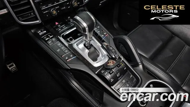 PORSCHE Cayenne 4.8 Turbo 2015 — photo 9 sur 20