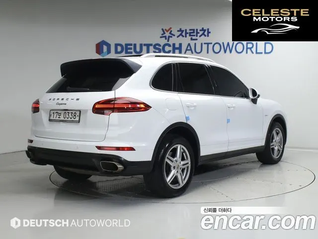 PORSCHE Cayenne 3.0 2016 — photo 2 sur 26
