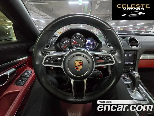 PORSCHE 718 Boxster 2.0 2018 — photo 11 sur 26