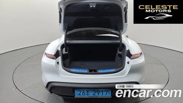 PORSCHE Taycan 4S 2025 — photo 32 sur 37