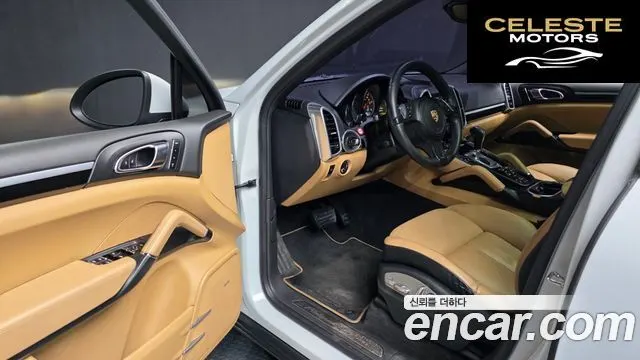 PORSCHE Cayenne 3.0 Edition 2014 — photo 10 sur 20
