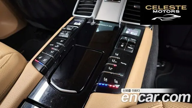 PORSCHE Panamera 3.6 AWD Edition 2016 — photo 19 sur 20