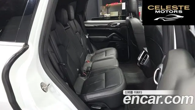 PORSCHE Cayenne 3.0 Edition 2014 — photo 12 sur 20
