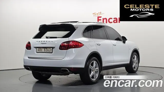 PORSCHE Cayenne 3.0 Edition 2014 — photo 2 sur 20