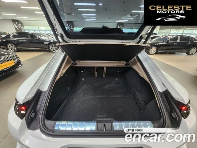 PORSCHE Panamera (976) 2.9 AWD 2024 — photo 19 sur 26