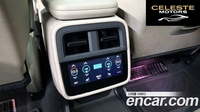 PORSCHE Taycan 2025 — photo 17 sur 26
