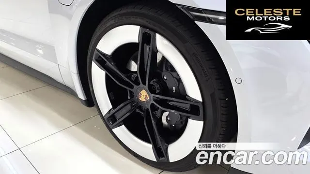 PORSCHE Taycan 2025 — photo 20 sur 26