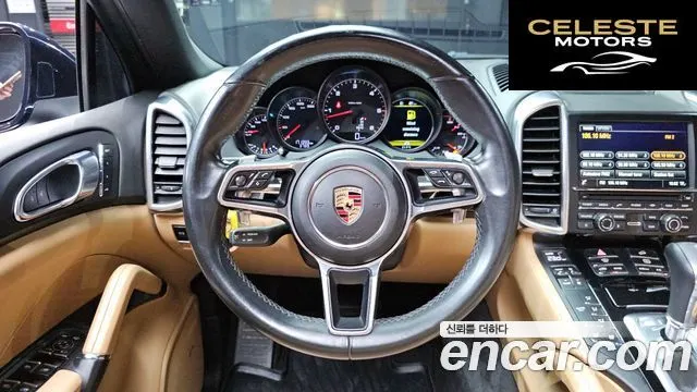 PORSCHE Cayenne 3.0 2016 — photo 13 sur 20
