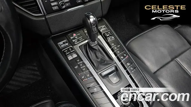 PORSCHE Macan 3.0 S 2015 — photo 9 sur 26