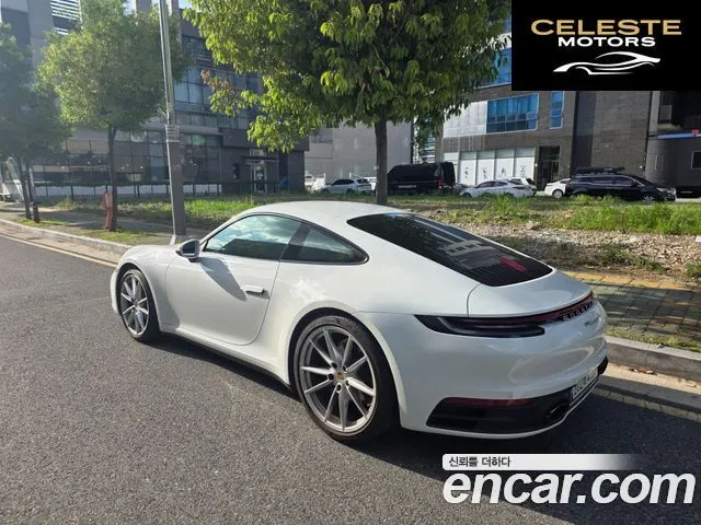 PORSCHE 911 (992) Carrera 2021 — photo 4 sur 15