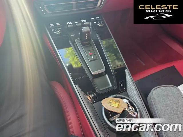 PORSCHE 911 (992) Carrera 2021 — photo 7 sur 15