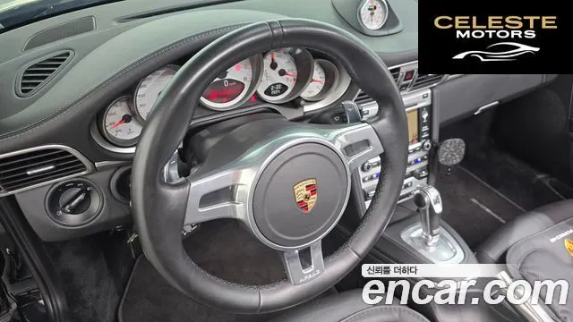 PORSCHE 911 Turbo Cabriolet 2010 — photo 12 sur 20