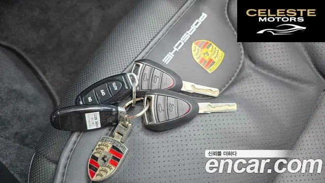 PORSCHE 911 Turbo Cabriolet 2010 — photo 13 sur 20