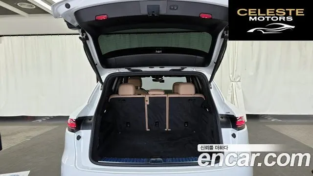 PORSCHE Cayenne (PO536) 3.0 2020 — photo 26 sur 32