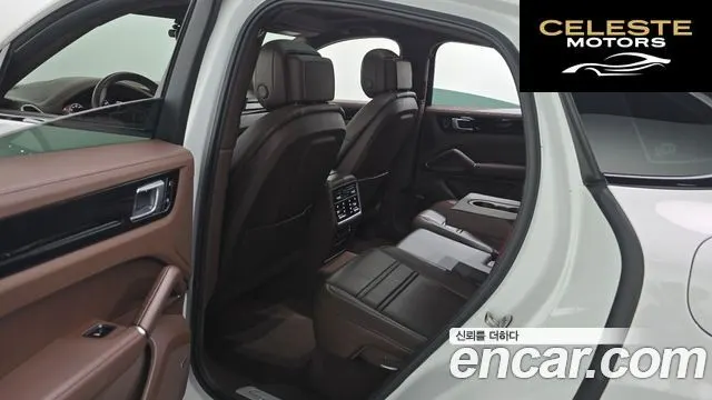 PORSCHE Cayenne (PO536) 3.0 E-HighCoupé 2021 — photo 18 sur 34