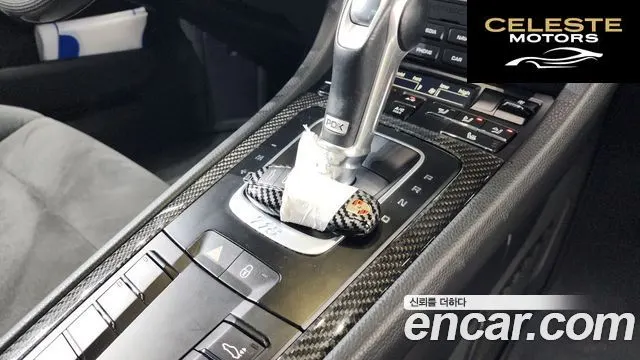 PORSCHE 718 Cayman 2.5 GTS 2019 — photo 35 sur 36