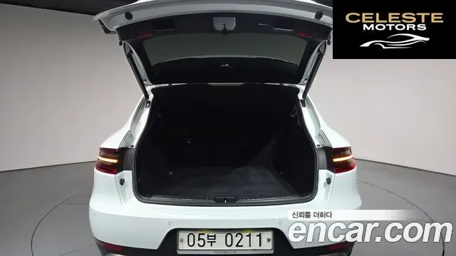 PORSCHE Macan 3.0 S 2017 — photo 25 sur 31