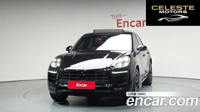 PORSCHE Macan 3.0 GTS 2018 — photo 2 sur 35