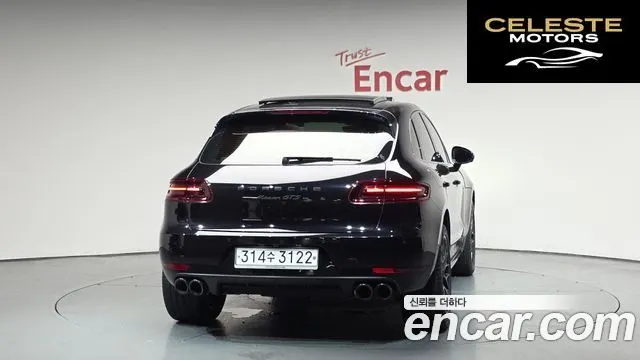 PORSCHE Macan 3.0 GTS 2018 — photo 3 sur 35