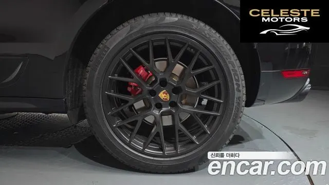 PORSCHE Macan 3.0 GTS 2018 — photo 6 sur 35