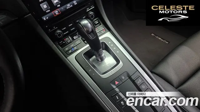 PORSCHE 718 Cayman 2.0 2018 — photo 12 sur 30