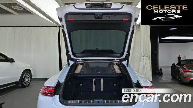 PORSCHE Panamera (971) 3.0 AWD 2018 — photo 26 sur 33