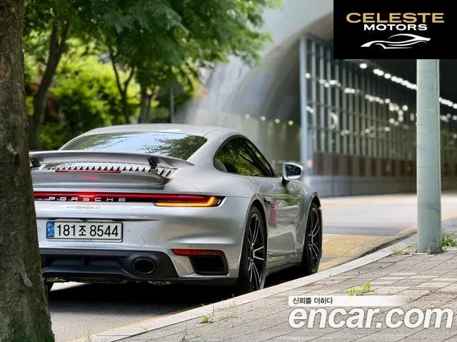 PORSCHE 911 (992) Turbo S 2021 — photo 22 sur 24