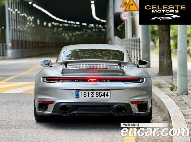 PORSCHE 911 (992) Turbo S 2021 — photo 5 sur 24