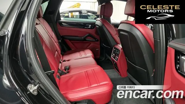 PORSCHE Cayenne (PO536) 3.0 2019 — photo 17 sur 33
