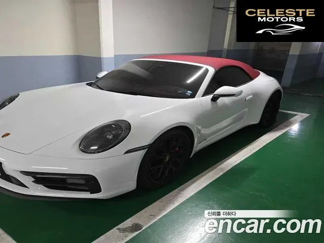 PORSCHE 911 (992) Carrera 4 GTS Cabriolet 2022 — photo 3 sur 18