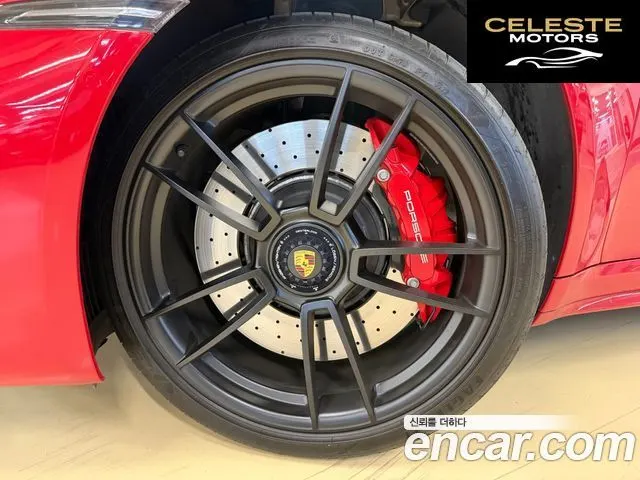 PORSCHE 911 (992) Carrera 4 GTS Cabriolet 2022 — photo 10 sur 26