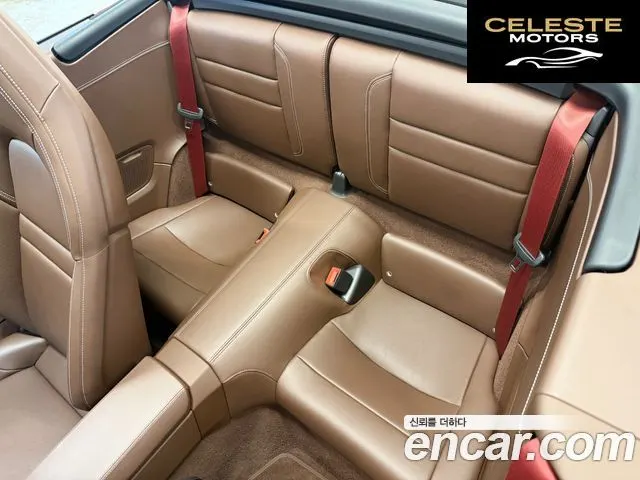 PORSCHE 911 (992) Carrera 4 GTS Cabriolet 2022 — photo 15 sur 26